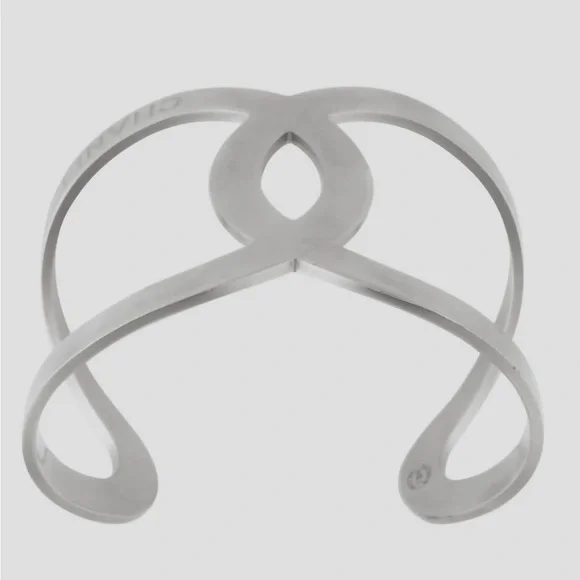 CHANEL interlocking CC Polished Silver Open Cuff Bracelet + dust bag - Picture 2 of 9